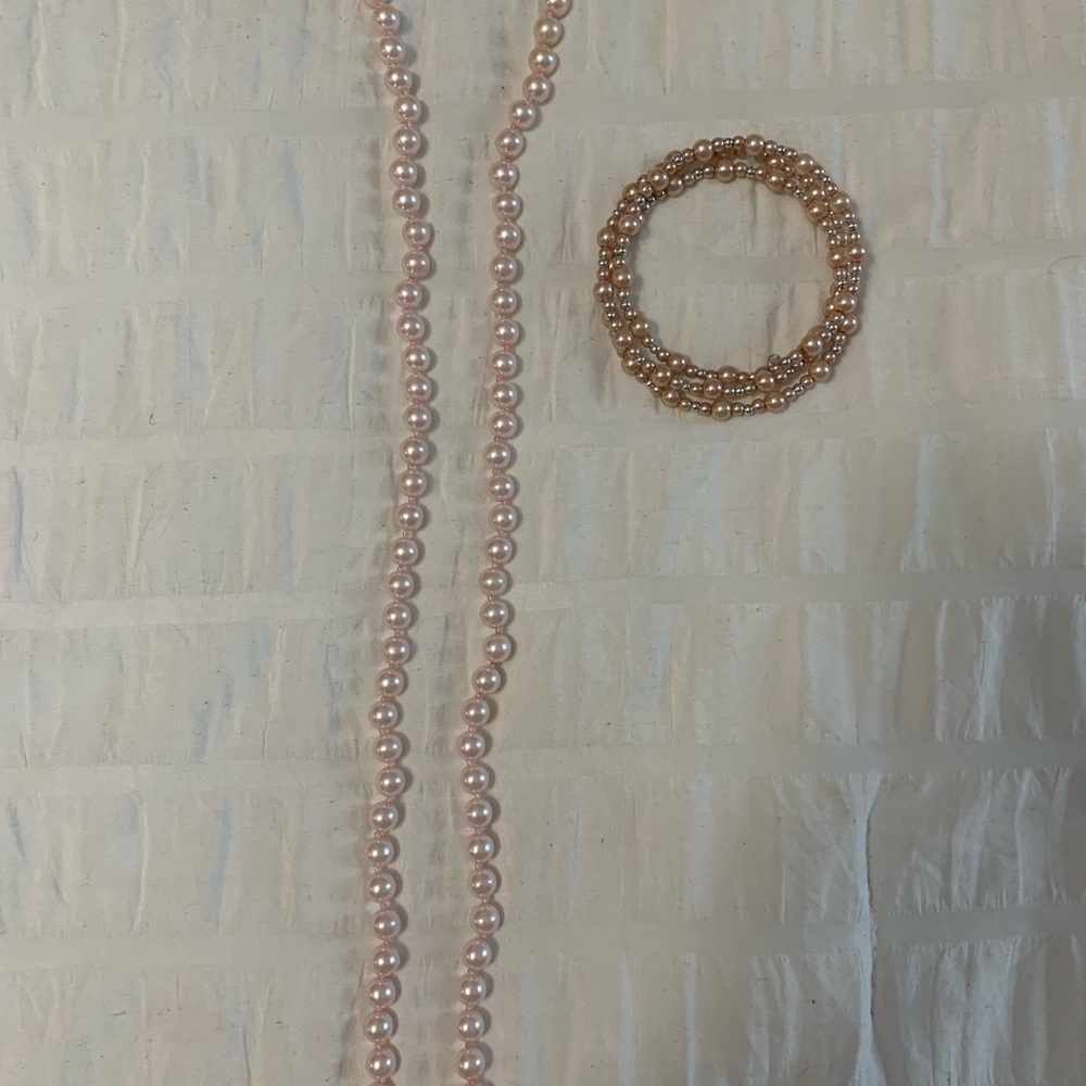Elegant Pink Pearl Necklace and Bracelet Set - Picture 7 of 7